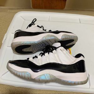 Nike air Jordan 11 low emerald Easter